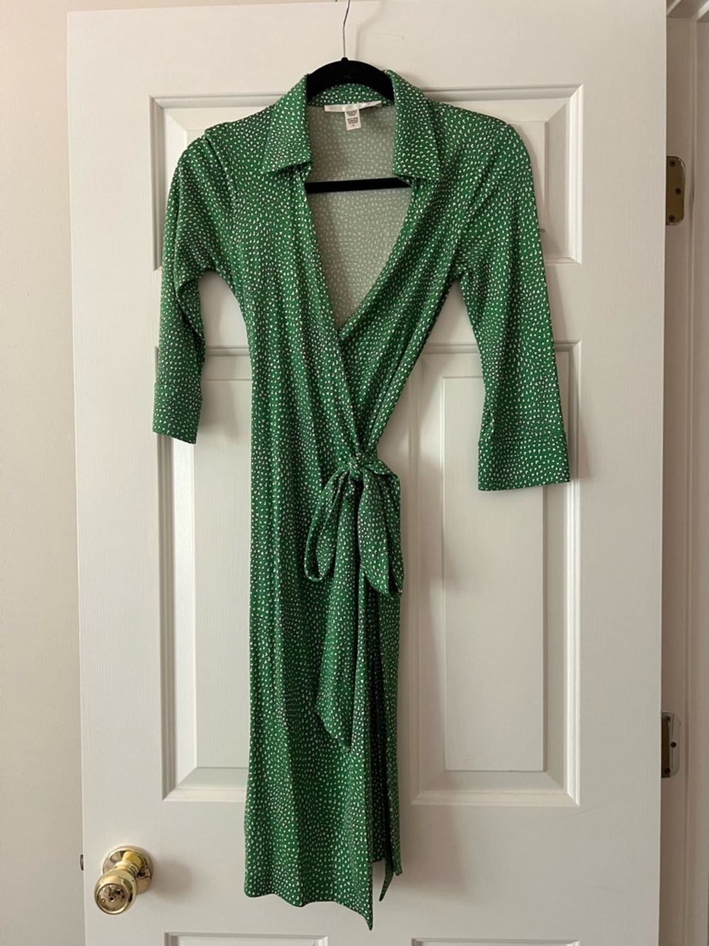 Diane Von Furstenberg Green Heart Wrap Midi Dress 2